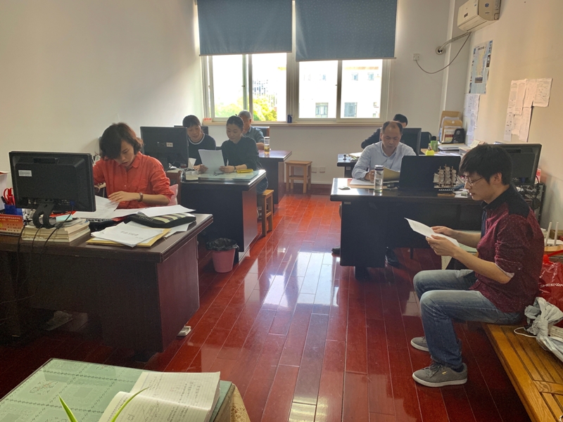 船體教研室黨支部召開“掃黑除惡”專項斗爭專題學習會