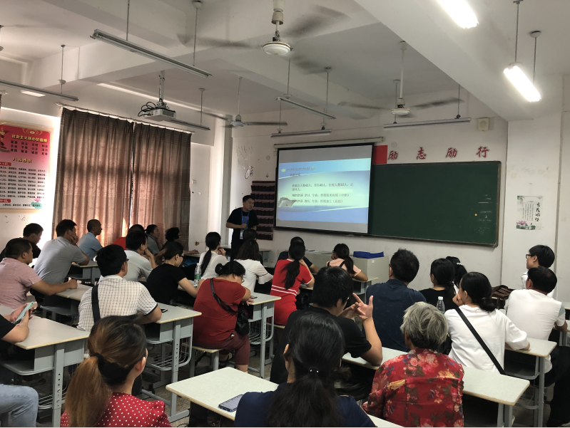 放飛夢想，揚(yáng)帆起航——船舶工程學(xué)院喜迎2019級新生入學(xué)報(bào)到