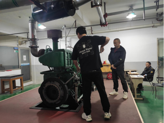 學(xué)校圓滿完成2025年第一期全省內(nèi)河一類輪機(jī)實(shí)操評(píng)估工作