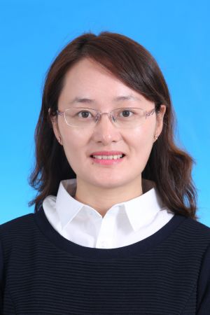 基礎(chǔ)教學(xué)部主任、馬克思主義學(xué)院副院長楊鳳琴