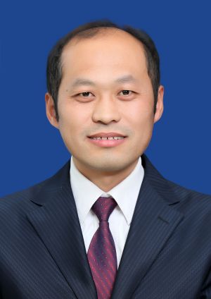 語文體育教研室黨支部書記、語文教研室主任徐福義