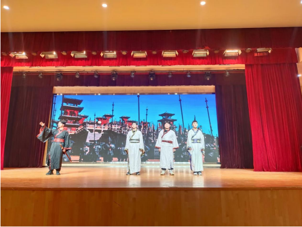 基礎(chǔ)教學(xué)部開展音舞劇詩詞朗誦會