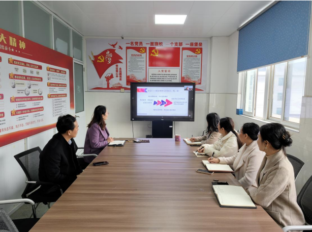 我校參加江蘇聯(lián)合職業(yè)技術(shù)學(xué)院美育工作專題培訓(xùn)會(huì)