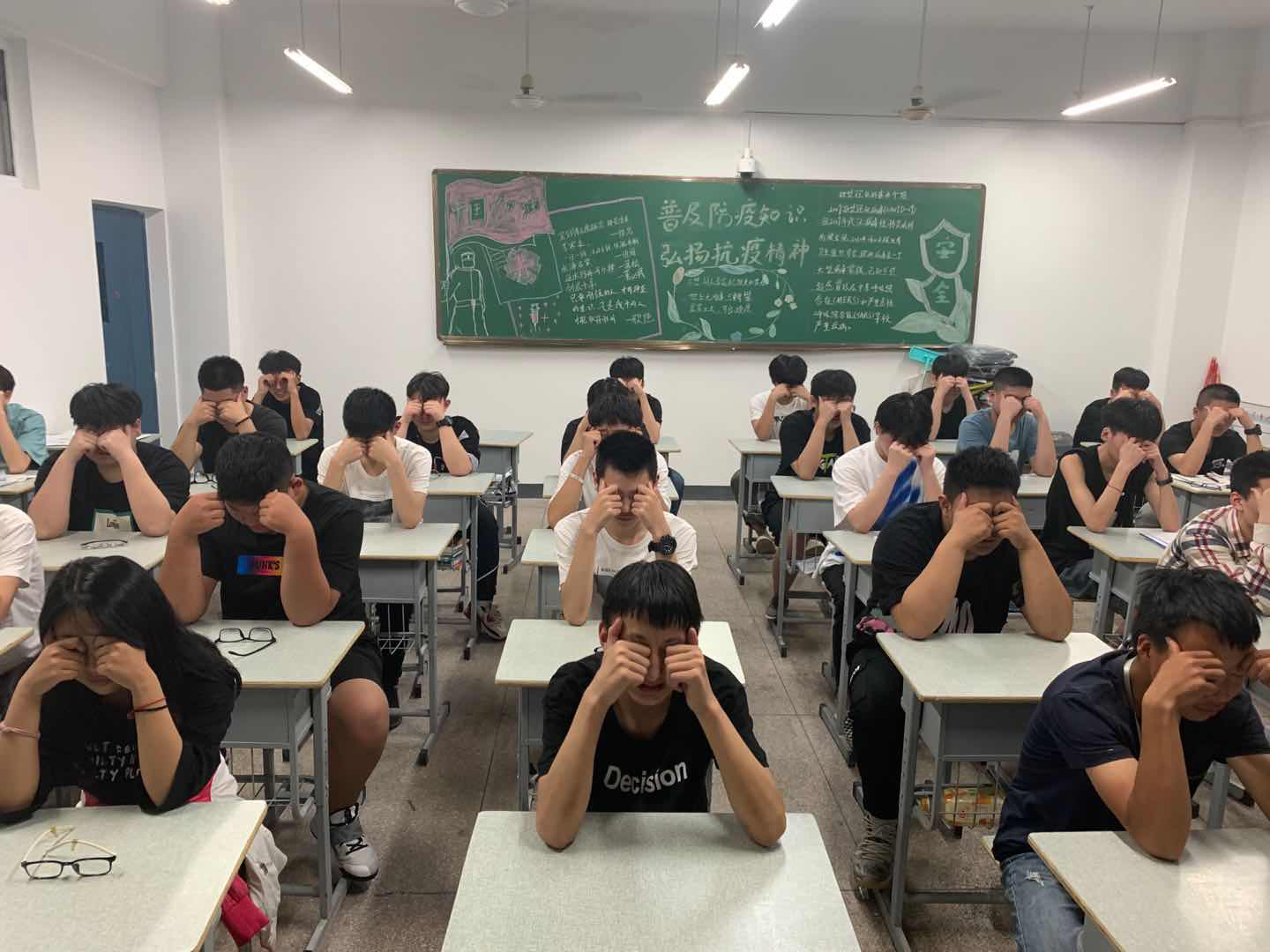 1591579651341074610.png 圖片1.png