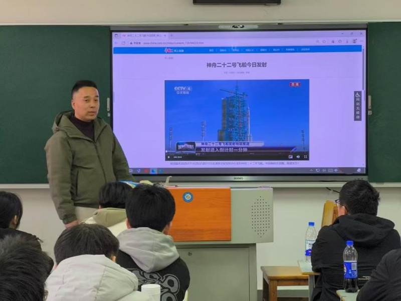 三年堅(jiān)守赴航天之約