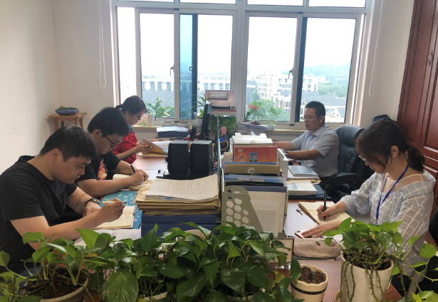 紀檢審計財務(wù)黨支部召開 以優(yōu)良作風保證“雙勝利”專題組織生活會