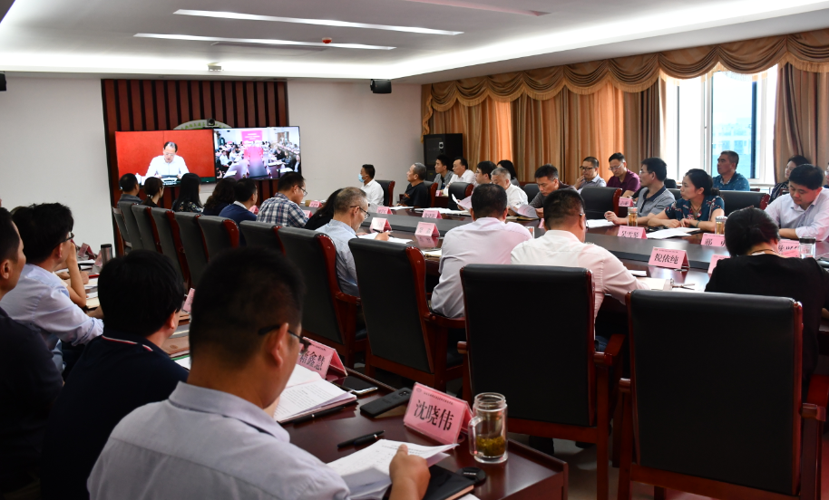 省無錫交校組織參加全省交通運(yùn)輸系統(tǒng) “違規(guī)收受禮品禮金”專項(xiàng)治理動(dòng)員會(huì)議