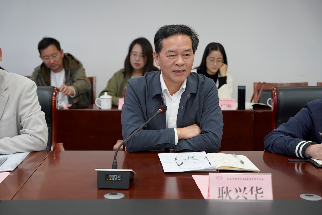 交通工程學(xué)院承辦江蘇聯(lián)院建筑專指委專業(yè)教學(xué)資源庫(kù)建設(shè)、五年制高職學(xué)徒制研討會(huì)活動(dòng)