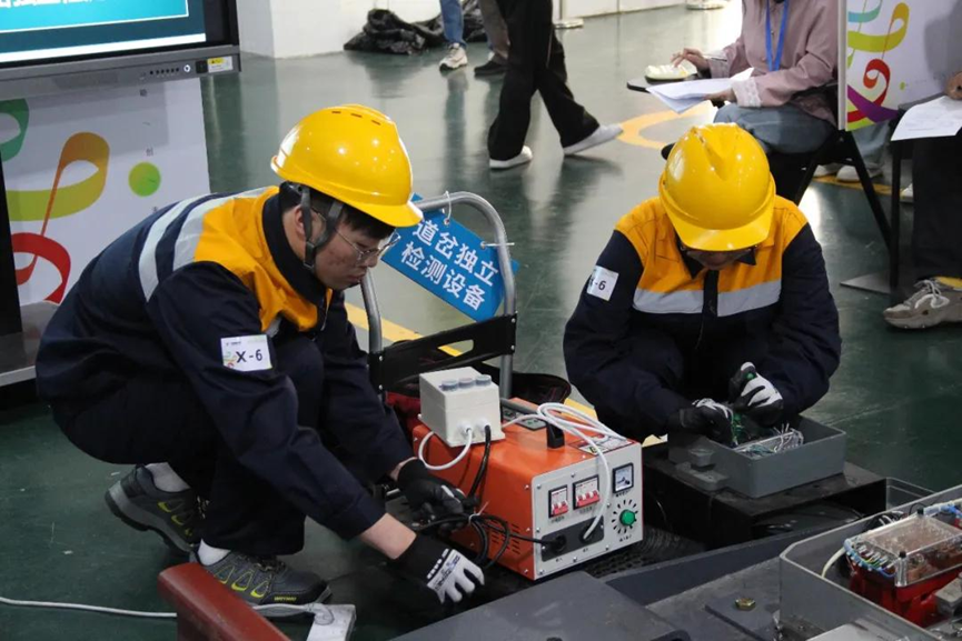 交通工程學(xué)院師生雙雙獲得江蘇省職業(yè)院校城軌運營與維護(hù)一等獎