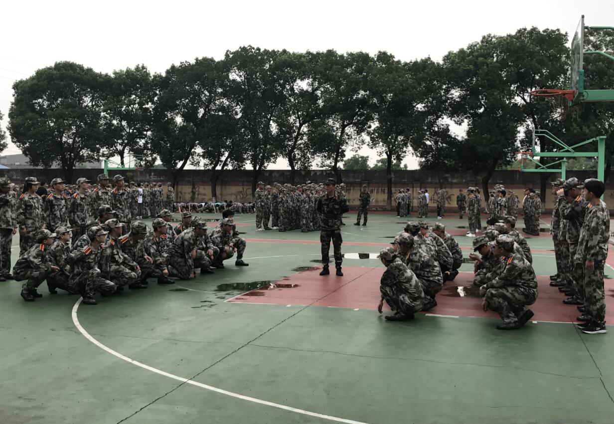 機械學院新生軍訓正當時