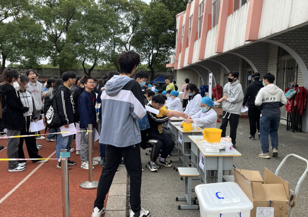 機械工程學(xué)院開展學(xué)生體檢工作