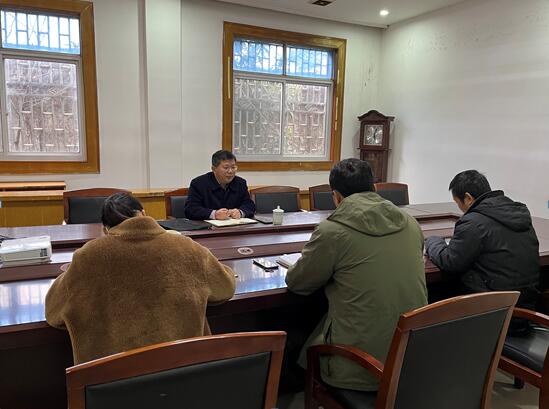 校黨委委員、副校長范次猛走訪機(jī)械工程學(xué)院
