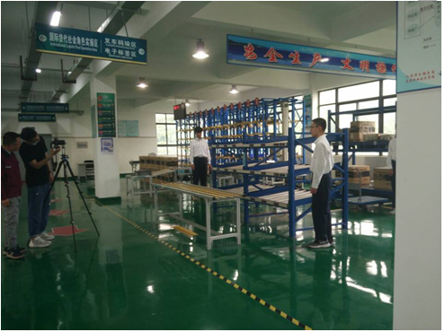 物流管理學院積極參與學校智慧校園全景漫游拍攝工作