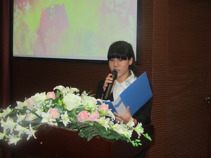 夢想照我前行 ——“飛馬杯”校園主持人大賽