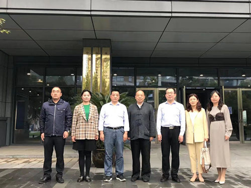 副校長倪依純帶隊(duì)赴南京大學(xué)生命健康產(chǎn)業(yè)研究院調(diào)研