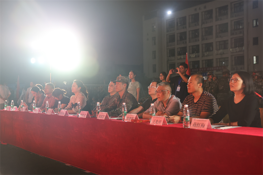 青春踐行二十大，軍歌嘹亮獻(xiàn)祖國 ——學(xué)校組織開展2023級(jí)新生軍訓(xùn)歌詠比賽