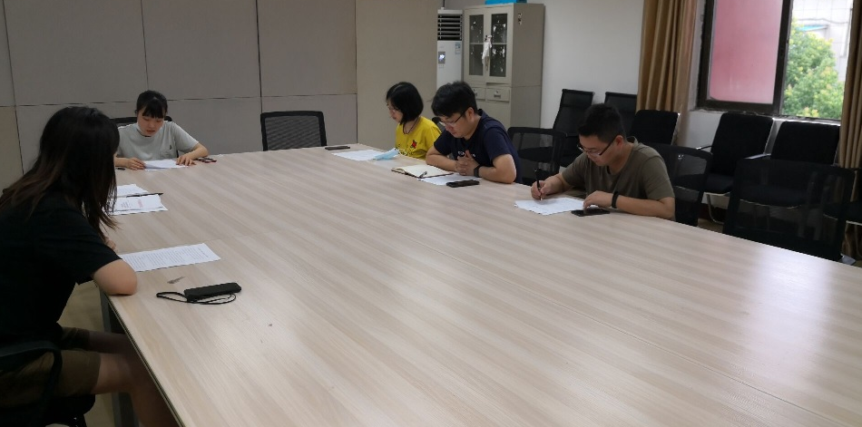 信息管理學(xué)院計算機技術(shù)教研室黨支部 召開以優(yōu)良作風(fēng)保證“雙勝利”專題組織生活會