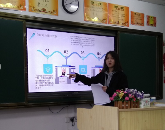 信息管理學(xué)院2019屆高職畢業(yè)生論文答辯工作順利完成