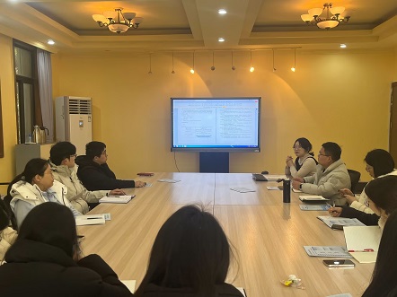 信息管理學院開展新版職業(yè)教育專業(yè)教學標準學習活動