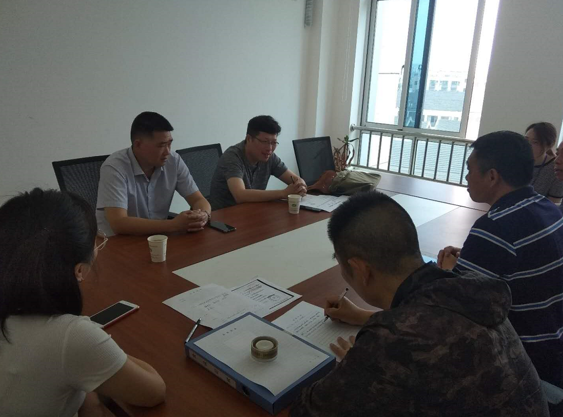 資產(chǎn)管理處組織召開2020年度校園垃圾清運服務洽談會