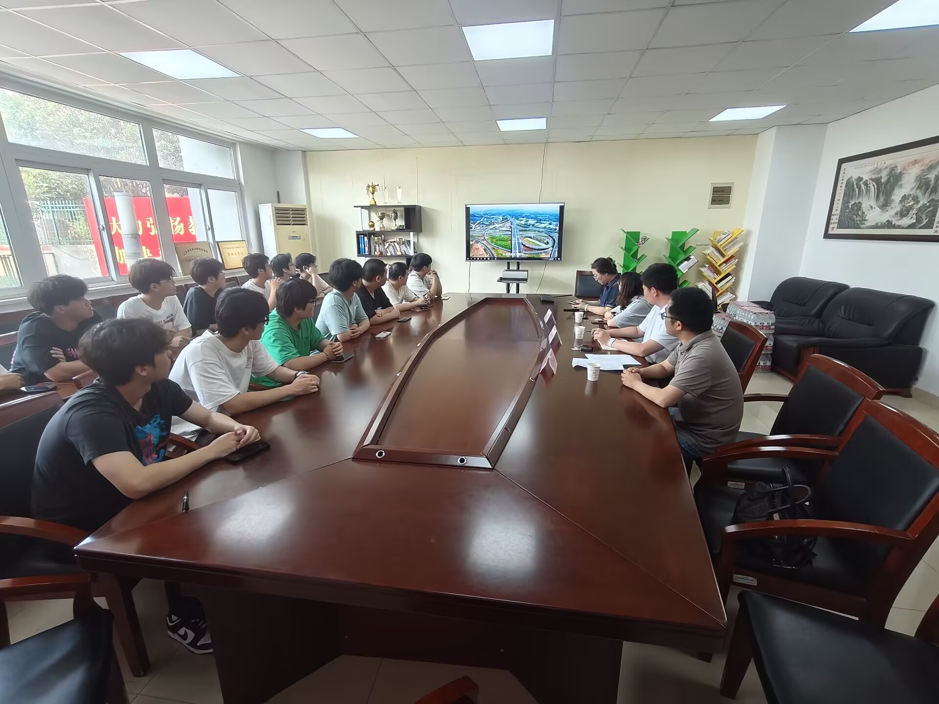 無錫交建集團走進交通工程學(xué)院開展企業(yè)宣講暨“無錫交建訂單班”專場面試會